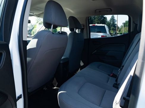 Used 2019 Chevrolet Colorado W/T w/ WT Convenience Package RWD image 20