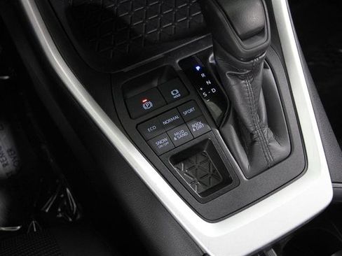 Used 2024 Toyota RAV4 LE image 16