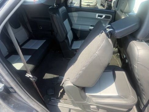 Used 2023 Ford Explorer XLT w/ Equipment Group 202A AWD/4WD image 55