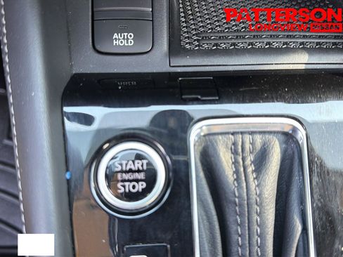 Used 2023 Nissan Kicks SR FWD image 10