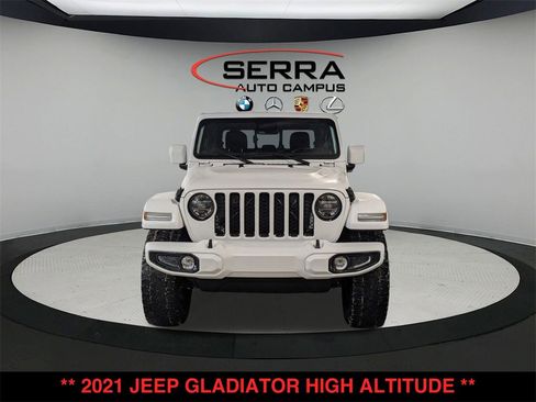 Used 2021 Jeep Gladiator Overland image 8