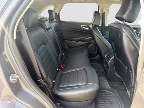 Used 2021 Ford Edge SEL w/ Convenience Package FWD image 19