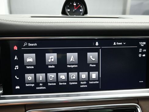 Used 2022 Porsche Panamera 4S image 12