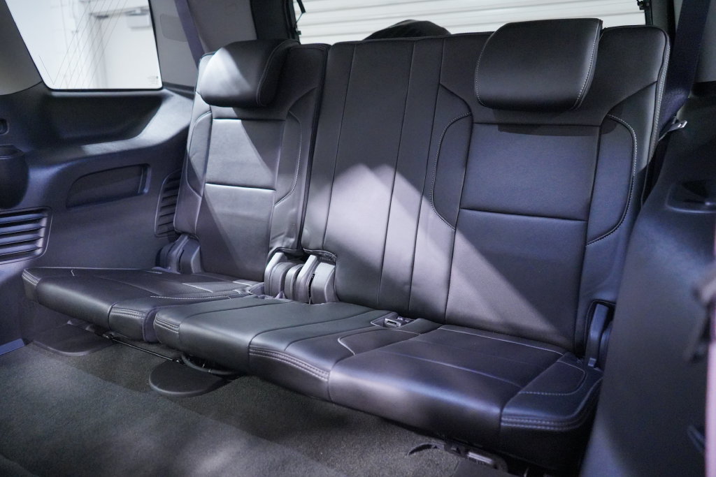 Used 2017 GMC Yukon Denali w/ Open Road Package RWD image 12