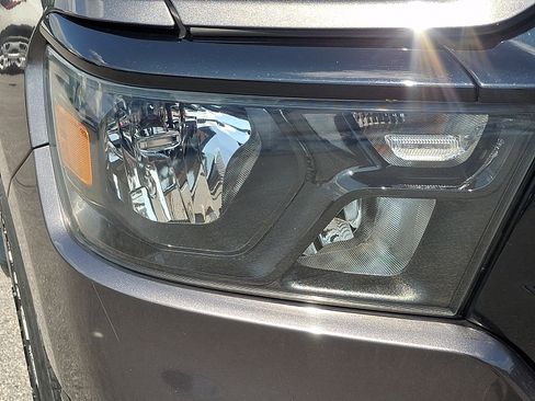 Used 2022 RAM 1500 Big Horn AWD/4WD image 9