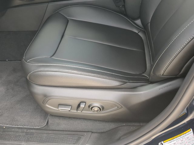 New 2027 Jeep Grand Cherokee Limited RWD image 19