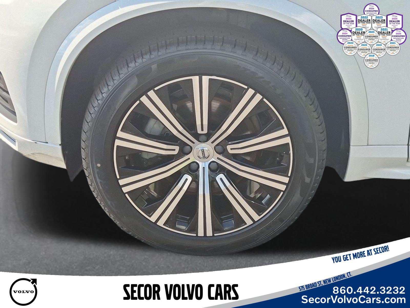 Used 2023 Volvo XC90 B6 Core w/ Protection Package Premier AWD/4WD image 27