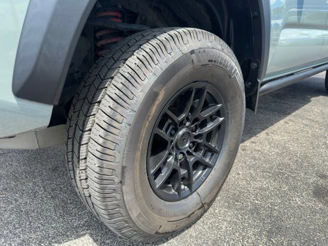 Used 2021 Toyota Tacoma TRD Pro AWD/4WD image 11