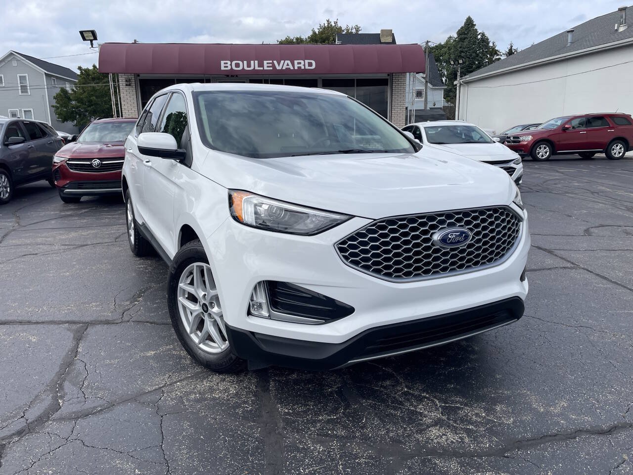 Used 2024 Ford Edge SEL w/ Convenience Package AWD/4WD image 1