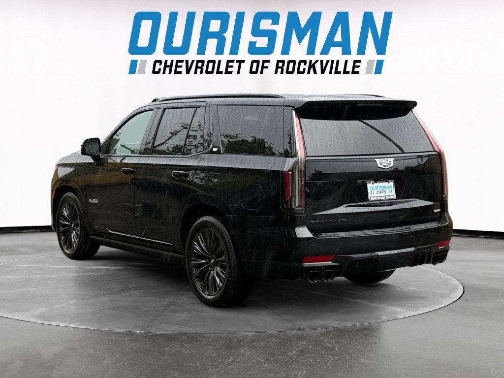 Used 2023 Cadillac Escalade V w/ LPO, ONYX Package AWD/4WD image 4