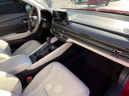 Used 2023 Honda Accord EX image 14