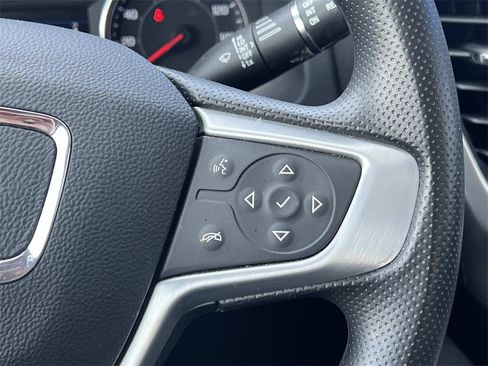 Certified 2023 GMC Acadia SLE w/ Driver Convenience Package image 20