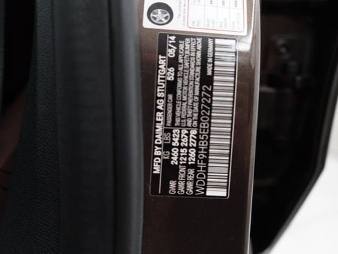 Used 2014 Mercedes-Benz E 250 BlueTEC 4MATIC Sedan image 65