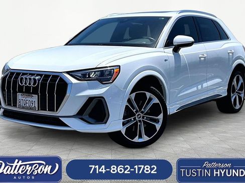 Used 2021 Audi Q3 2.0T Premium w/ Convenience Package AWD/4WD image 1