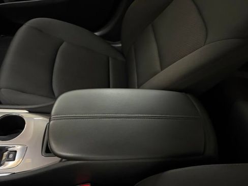 Used 2023 Chevrolet Malibu LT FWD image 55