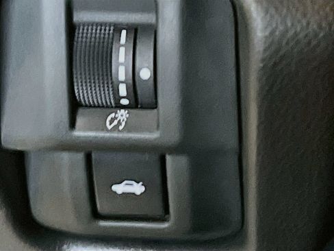 Used 2025 Toyota GR86 Premium w/ ALL Weather Mat Package (TMS) RWD image 10