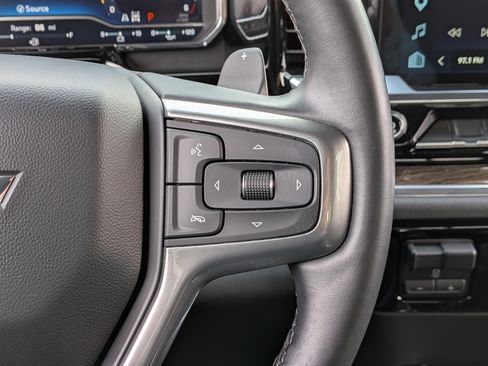 Used 2024 Chevrolet Silverado 1500 LT w/ Convenience Package II AWD/4WD image 28