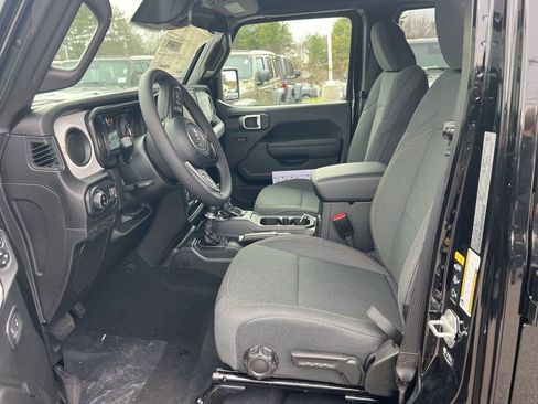 New 2026 Jeep Gladiator Sport image 21