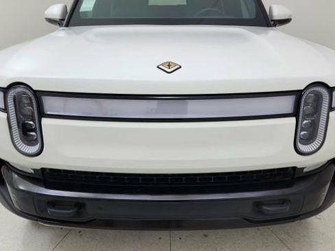 Used 2024 Rivian R1S Adventure image 8