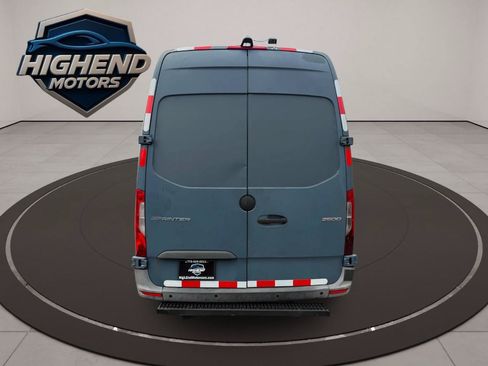 Used 2019 Mercedes-Benz Sprinter 170 image 6