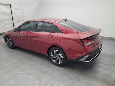 Used 2025 Hyundai Elantra Sport FWD image 3