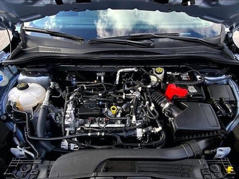 Used 2022 Ford Escape SE w/ Cold Weather Package image 9