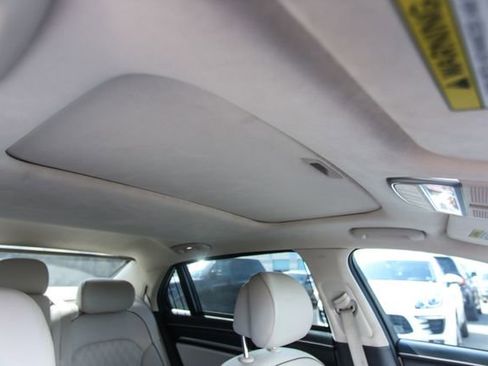 Used 2020 Genesis G90 3.3T Premium image 55