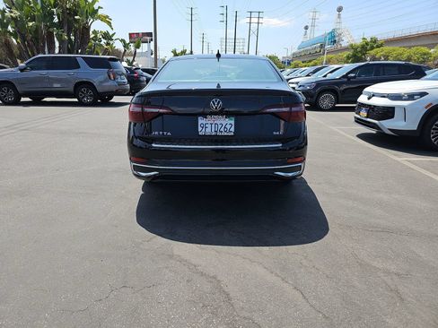 Used 2023 Volkswagen Jetta SEL FWD image 6