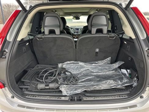 Certified 2024 Volvo XC90 T8 Plus w/ Protection Package Premier image 35