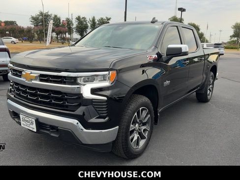 Used 2024 Chevrolet Silverado 1500 LT w/ Texas Edition Plus AWD/4WD image 4