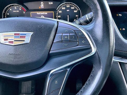 Used 2020 Cadillac XT5 Luxury FWD image 18