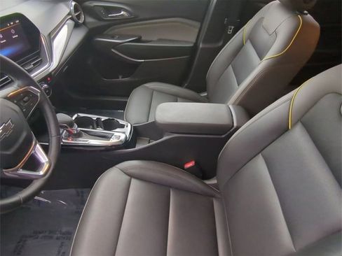 Certified 2024 Chevrolet Trax ACTIV w/ Driver Confidence Package image 18