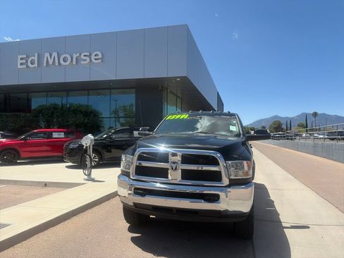 Used 2017 RAM 2500 Tradesman w/ Chrome Appearance Group AWD/4WD image 2