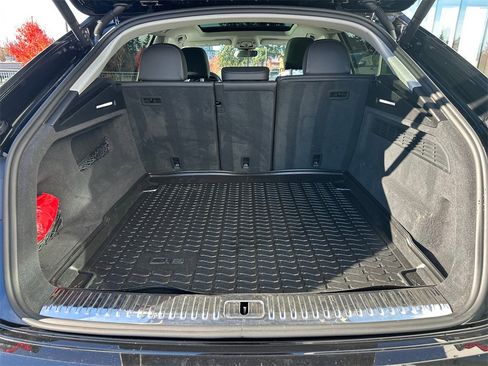 Used 2023 Audi Q8 Premium Plus w/ Premium Plus Package image 14