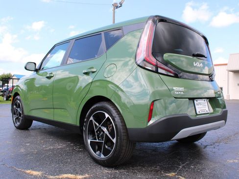 Used 2023 Kia Soul EX FWD image 10