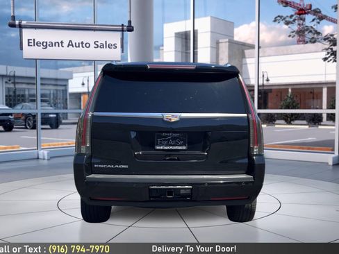 Used 2016 Cadillac Escalade Luxury AWD/4WD image 6