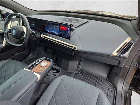 Used 2024 BMW iX M60 AWD/4WD image 30