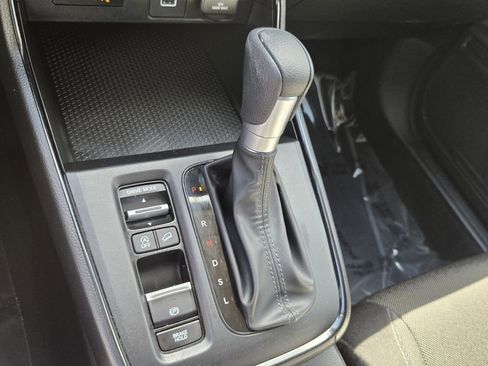Used 2025 Honda CR-V LX image 19