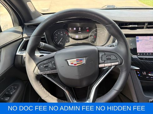 Used 2023 Cadillac XT6 Premium Luxury w/ Technology Package AWD/4WD image 16