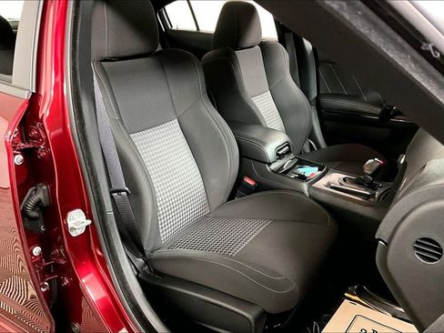 Used 2020 Dodge Charger R/T w/ Blacktop Package image 7