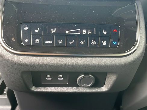 New 2026 INFINITI QX80 Autograph w/ Premium Cargo Package image 22