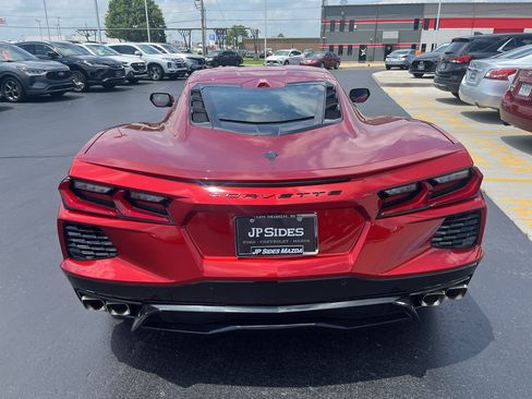 Used 2024 Chevrolet Corvette Stingray Preferred Cpe w/ Battery Protection Package RWD image 8