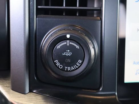 Used 2021 Ford F150 Lariat w/ Equipment Group 502A High AWD/4WD image 27