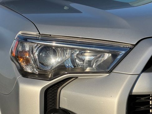 Used 2024 Toyota 4Runner SR5 image 9