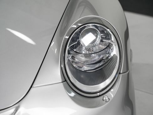 Used 2008 Porsche 911 GT2 RWD image 13