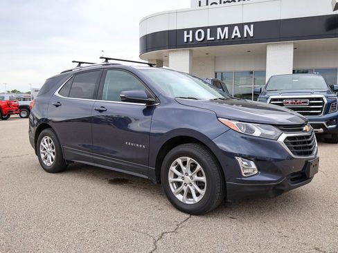 Used 2019 Chevrolet Equinox LT w/ Sun & Navigation Package AWD/4WD image 1