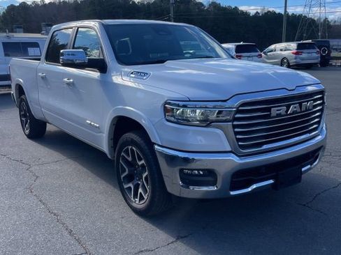 Used 2025 RAM 1500 Laramie image 11