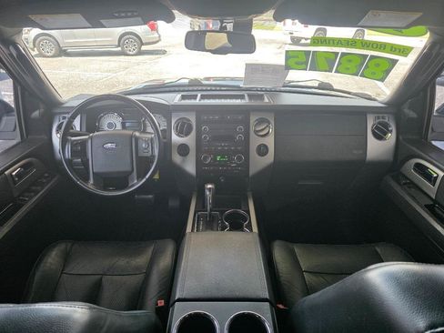 Used 2012 Ford Expedition Limited RWD image 23