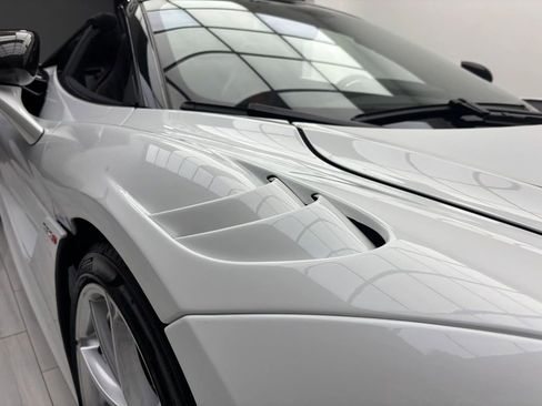Used 2024 McLaren 750S Spider RWD image 89