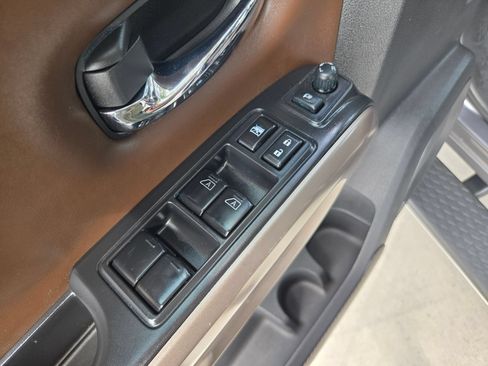 Used 2023 Nissan Titan Platinum Reserve w/ Off Road Protection Package AWD/4WD image 20